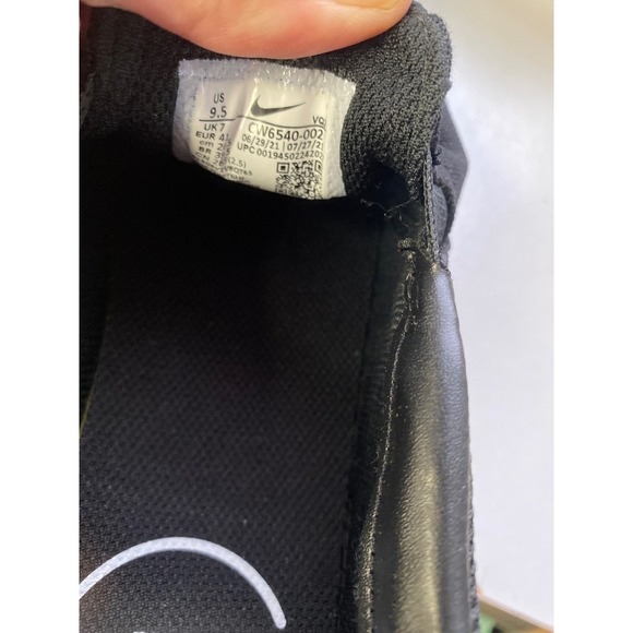 Nike Black Slip-On Sneakers with White Accents - Picture 5 of 5